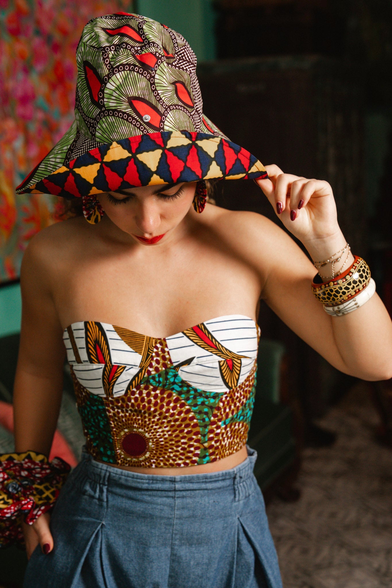 Hagos Reversi Bucket Hat Wide Brim - Green Red Yellow Blue Print - 44