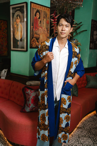 Zola Long Afromono Kimono - White and Blue House of Snails Print